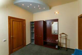 Гостиница Соловьиная Роща Тюмень Графский-5